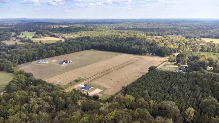 Property Photo: 817 Private Road 3168 TX 75645