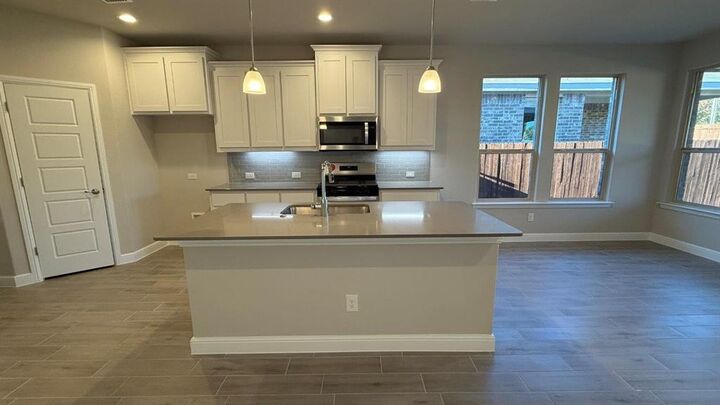 Property Photo:  111 Goodnight Court  TX 76033 