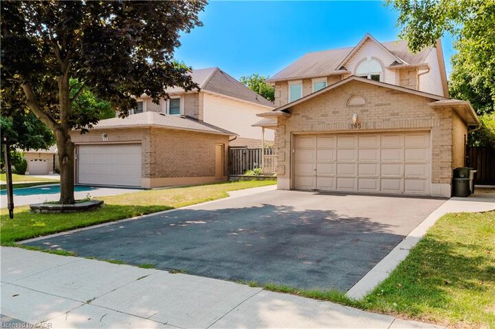 Property Photo:  195 Duncairn Crescent  ON L9C 6J9 