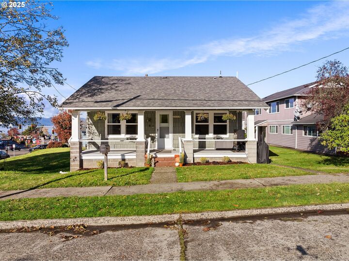 3318 Franklin Ave  Astoria OR 97103 photo