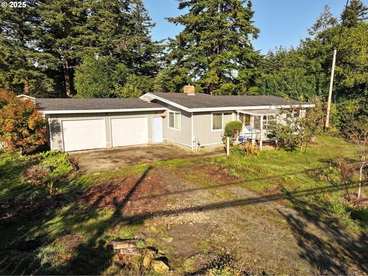 Property Photo: 2537 Port Orford Loop Rd OR 97465