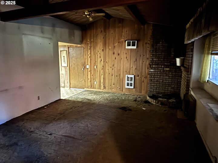 Property Photo:  9308 NE 72nd Ave  WA 98665 