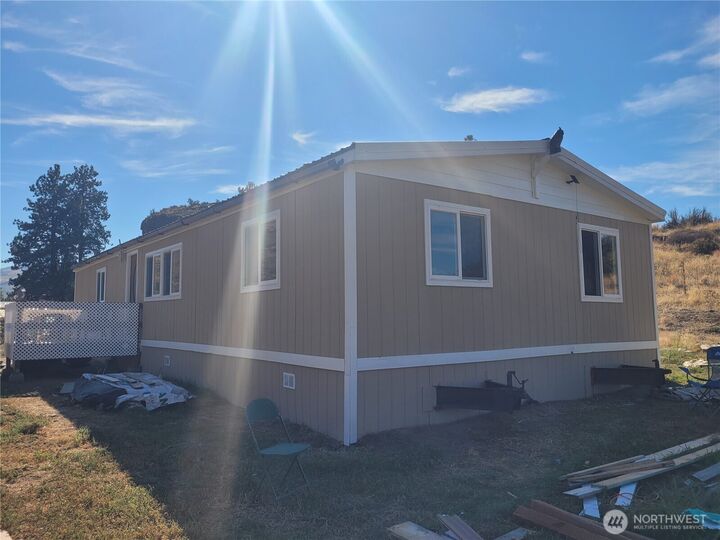 Property Photo: 20 Round Up Road WA 98844