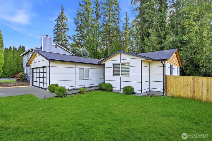 Property Photo:  5108  130th Pl  NE  WA 98271 