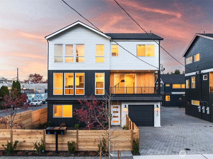 318 N 84th Street  Seattle WA 98103 photo