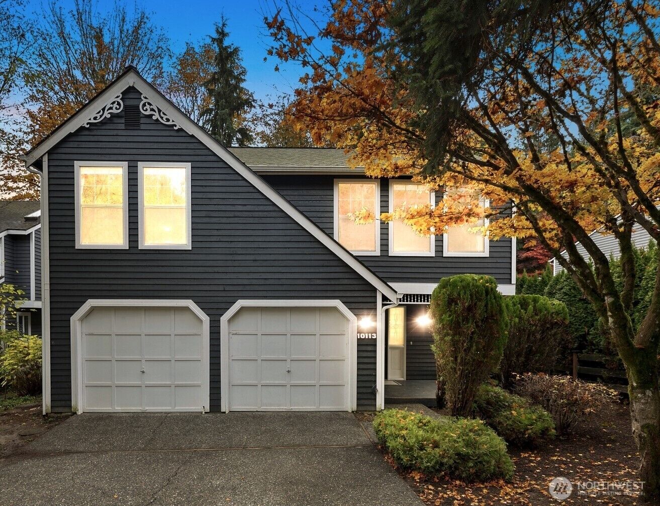 Property Photo:  10113 NE 144th Court  WA 98034 