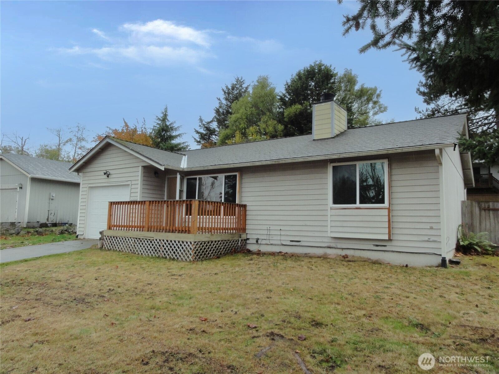 Property Photo: 5320 Stonegate Avenue NE WA 98422
