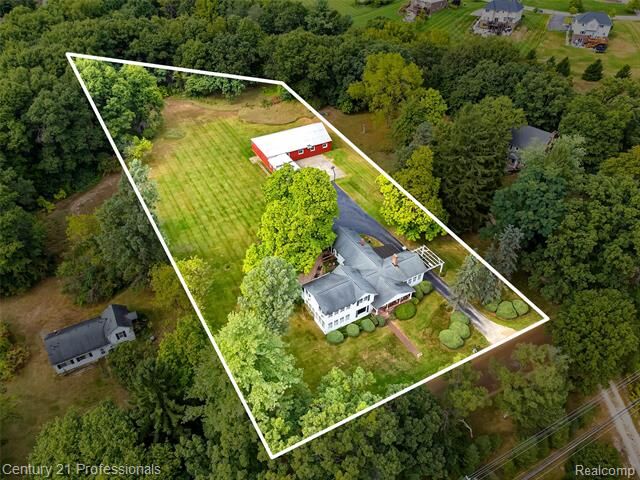 Property Photo: 8041 Bridge Lake Road MI 48348