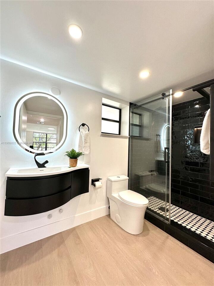 Property Photo: 13020 SW 92nd Ave A210 FL 33176