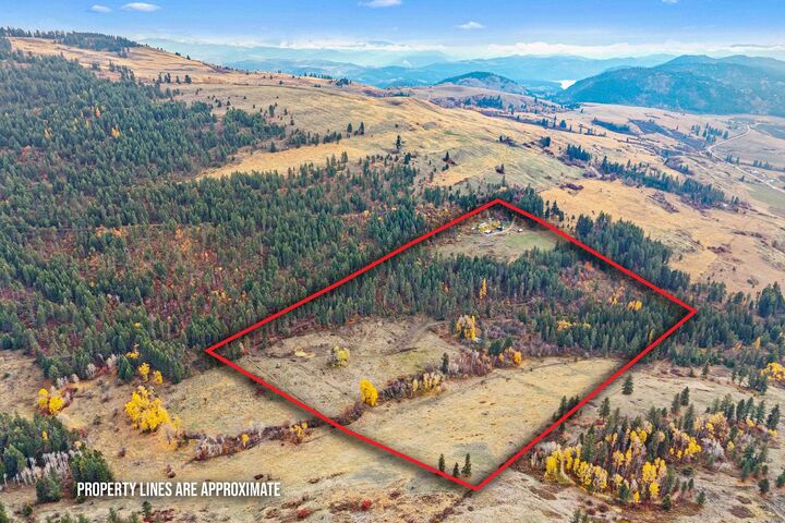 Property Photo: 3115 Beardslee Rd WA 99141