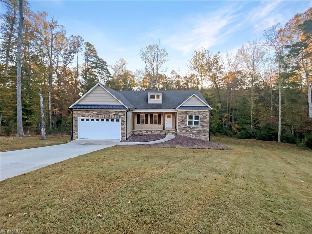 Property Photo:  2908 Moser Lane  NC 27215 
