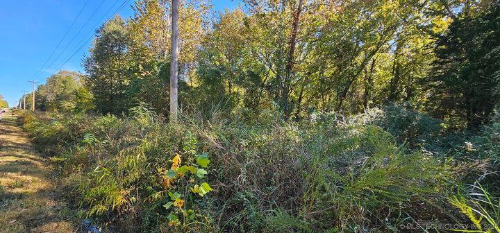 Property Photo: 000000 E 1030 Road OK 74955