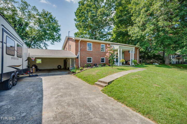 Property Photo: 808 Liberty Drive TN 37663