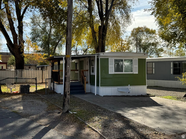 Property Photo: 264 W State Rd S 18 UT 84062