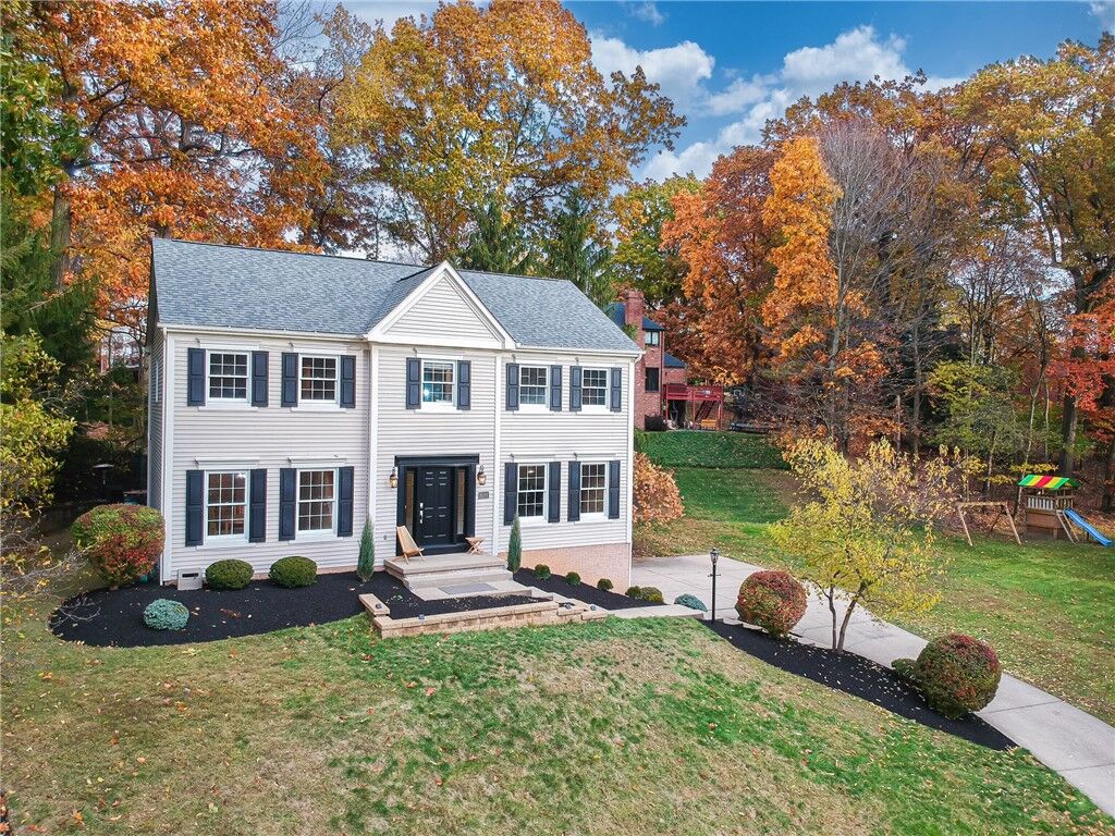 Property Photo: 2591 Grouse Rdg PA 15090