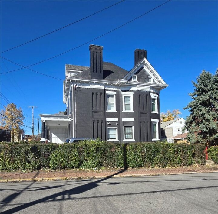 Property Photo:  157 Comrie Ave  PA 15104 