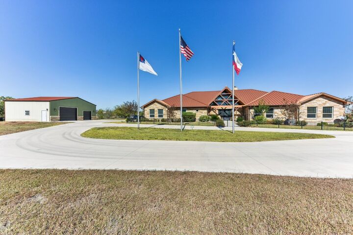 Property Photo:  9511 Magnolia Ranch Cove  TX 78660 