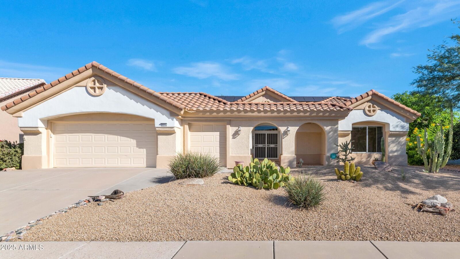 Property Photo:  22725 N Dusty Trail Boulevard  AZ 85375 