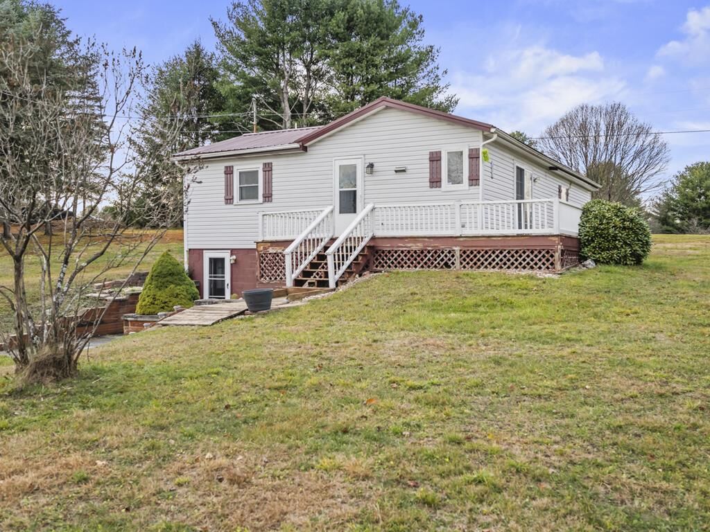 Property Photo: 2331 Orchard Drive PA 16353