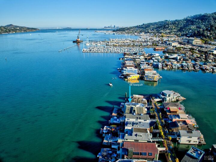 Property Photo: 68 Issaquah Dock CA 94965