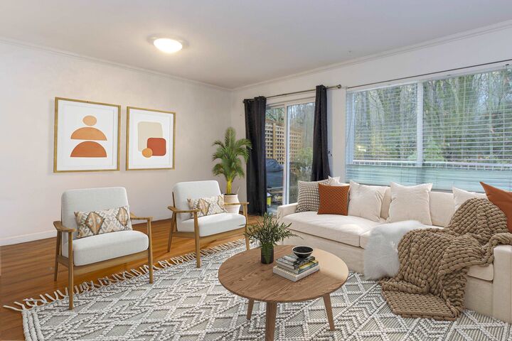 Property Photo: 39920 Government Road 34 BC V8B 0G5