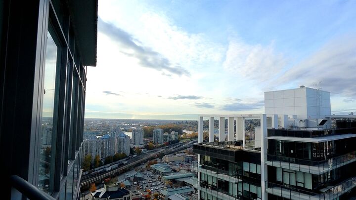 Property Photo:  888 Carnarvon Street 3907  BC V3M 0C6 