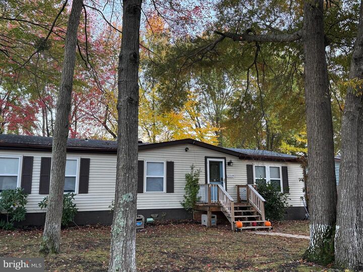 Property Photo: 22518 Armsworthy Court MD 20619