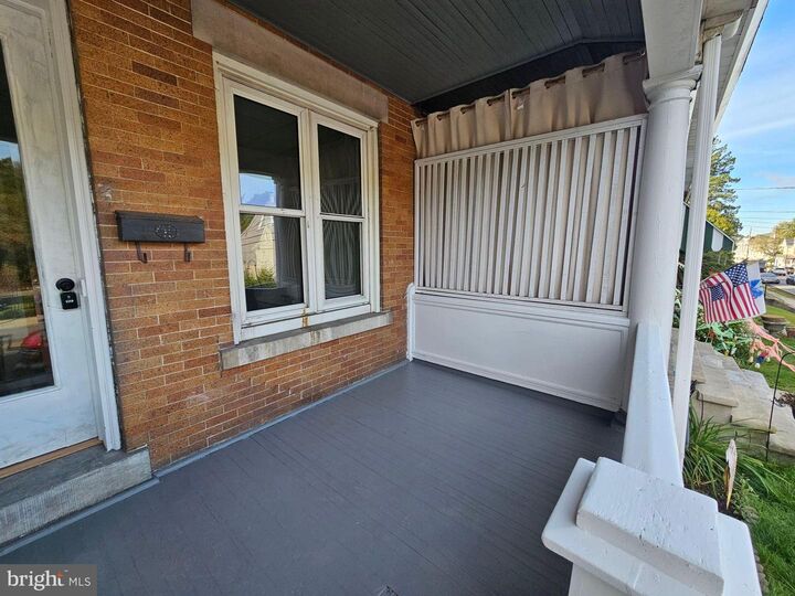 Property Photo: 650 1/2 E Broad Street PA 18252