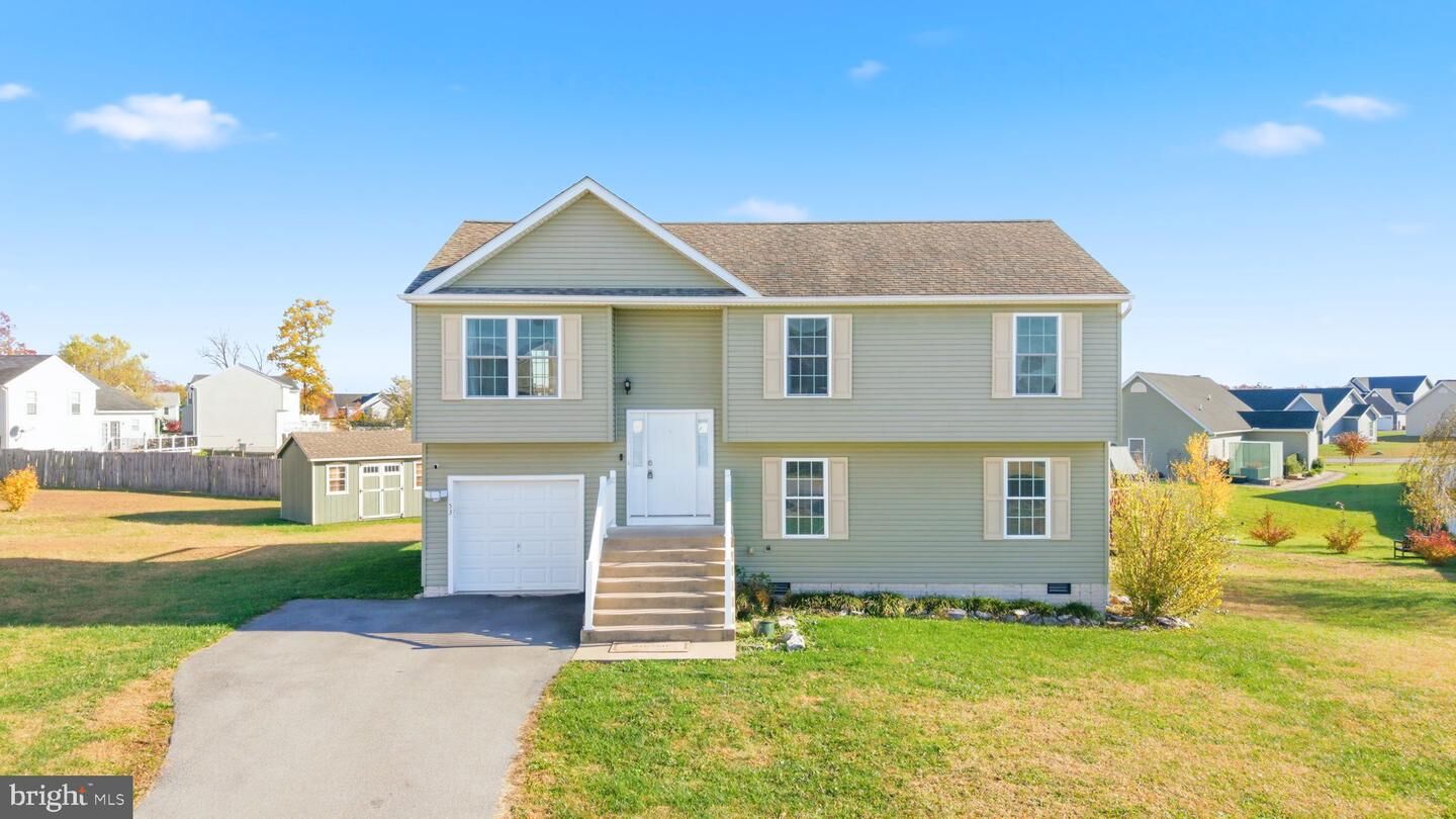 Property Photo: 53 Palestine Way WV 25404