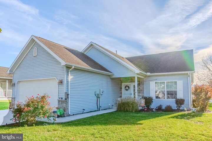 Property Photo: 33 Lantern Lane PA 17257