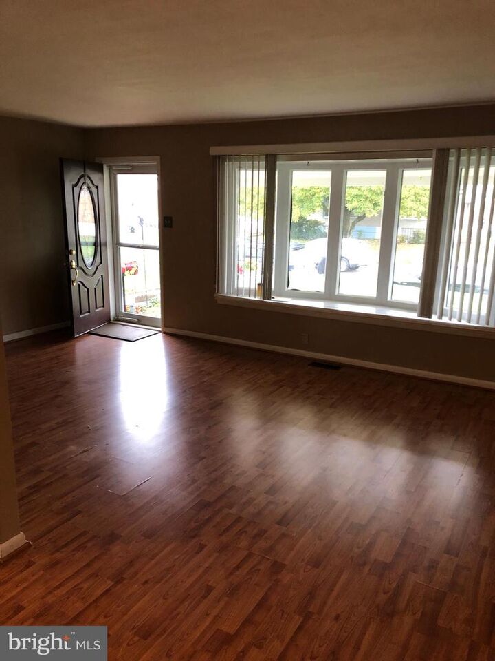 Property Photo: 8550 Tolbut Street PA 19152