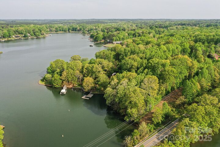 Property Photo:  3618 Tee Street  NC 28673 