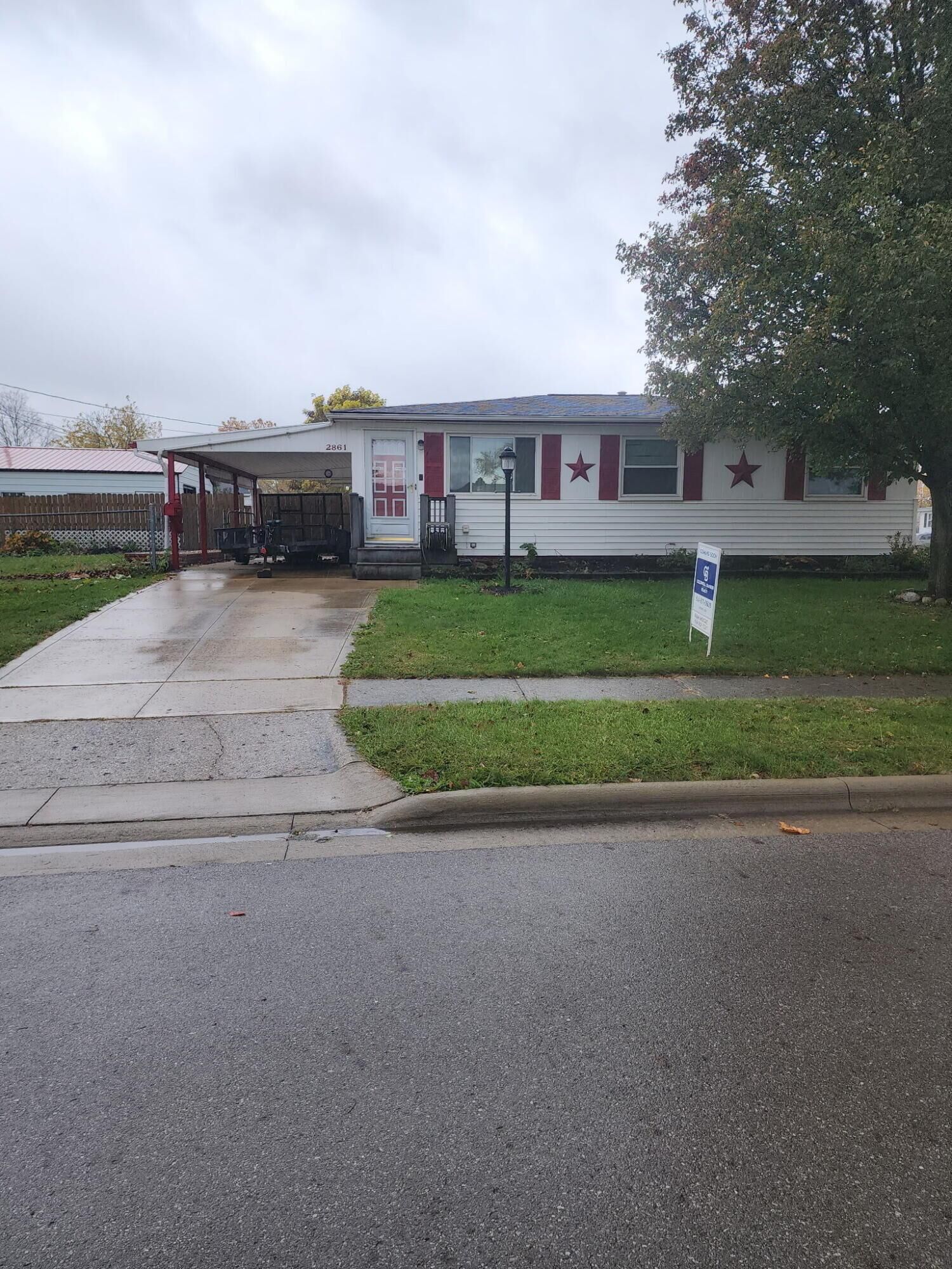 Property Photo: 2861 Blankner Drive OH 43123