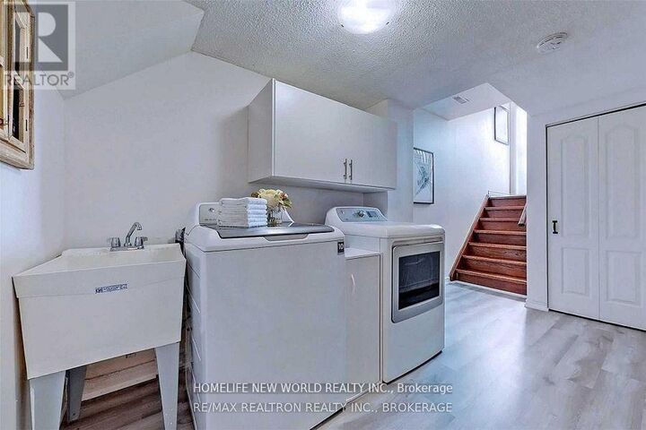 Property Photo:  66 Stonehill Court  ON M1W 2V3 