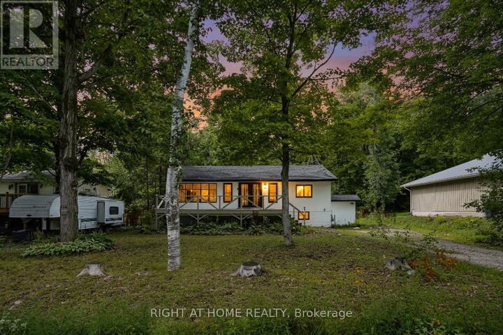 Property Photo:  29 Nida Drive Upper  ON L9M 0B3 