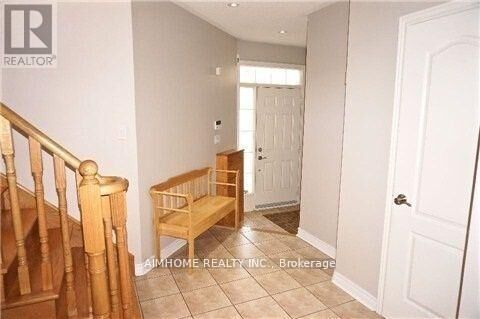 Property Photo:  19 Durango Drive  ON L4S 2W5 