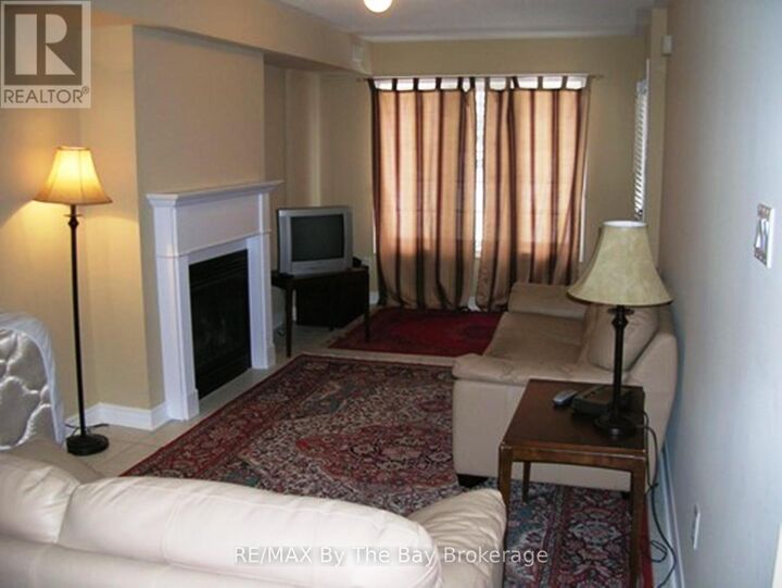 Property Photo:  21 Raglan Street  ON L9Y 5J5 