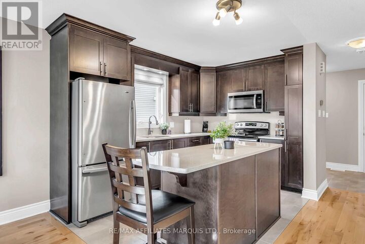 Property Photo: 1101 Clement Court ON K6H 4N1