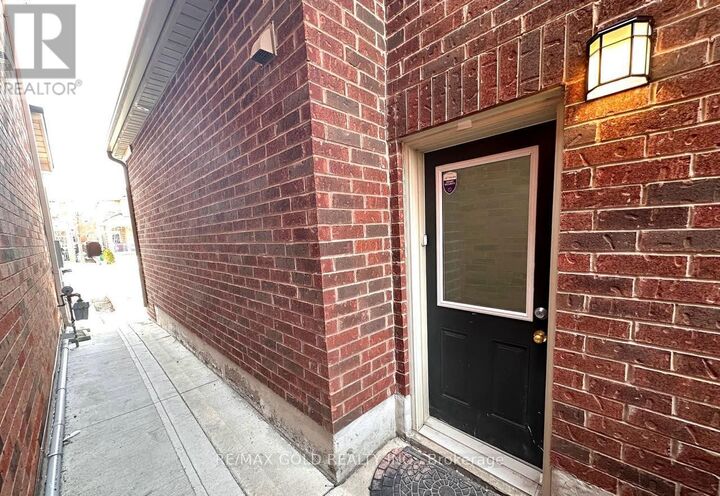 Property Photo:  106 Flurry Circle  ON L6X 0S7 