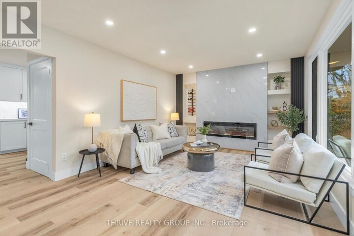 Property Photo:  239 Commissioners Road West  ON N6J 1Y2 