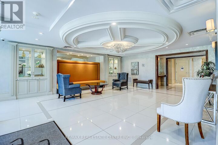 Property Photo:  50 Via Rosedale Way 216  ON L6R 3Z7 