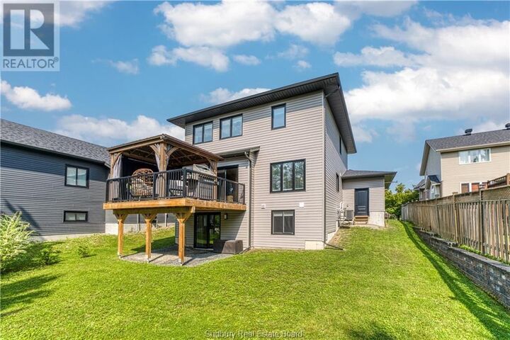 Photo de la propriété:  20 Chinaberry Drive  ON P3Y 0A1 