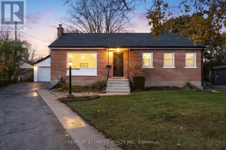 821 Schneider Place  Peterborough (Northcrest Ward 5) ON K9H 5S6 photo