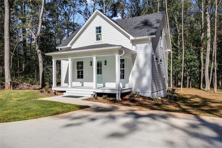 Property Photo:  473 West Avenue  GA 30108 