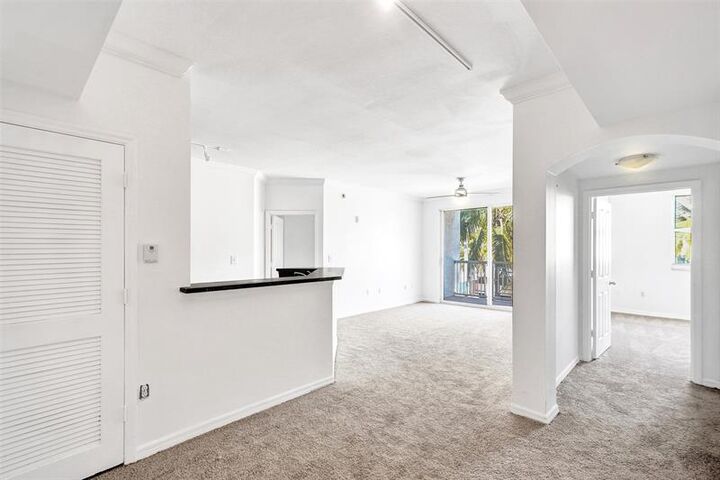 Property Photo: 9172 Collins Ave 302 FL 33154
