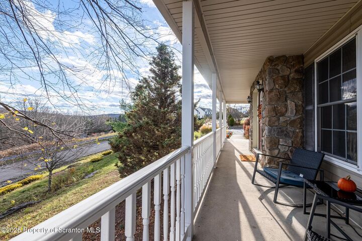 Property Photo:  64 Greenbriar Drive  PA 18444 