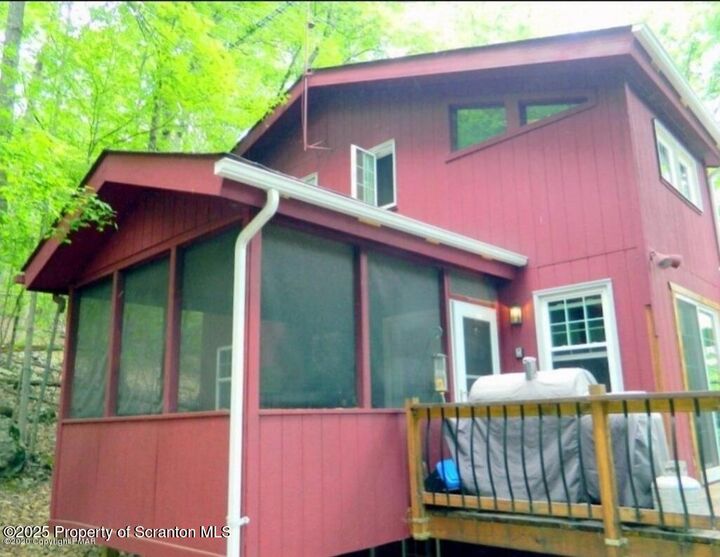Property Photo: 3110 Cherry Ridge Road PA 18324