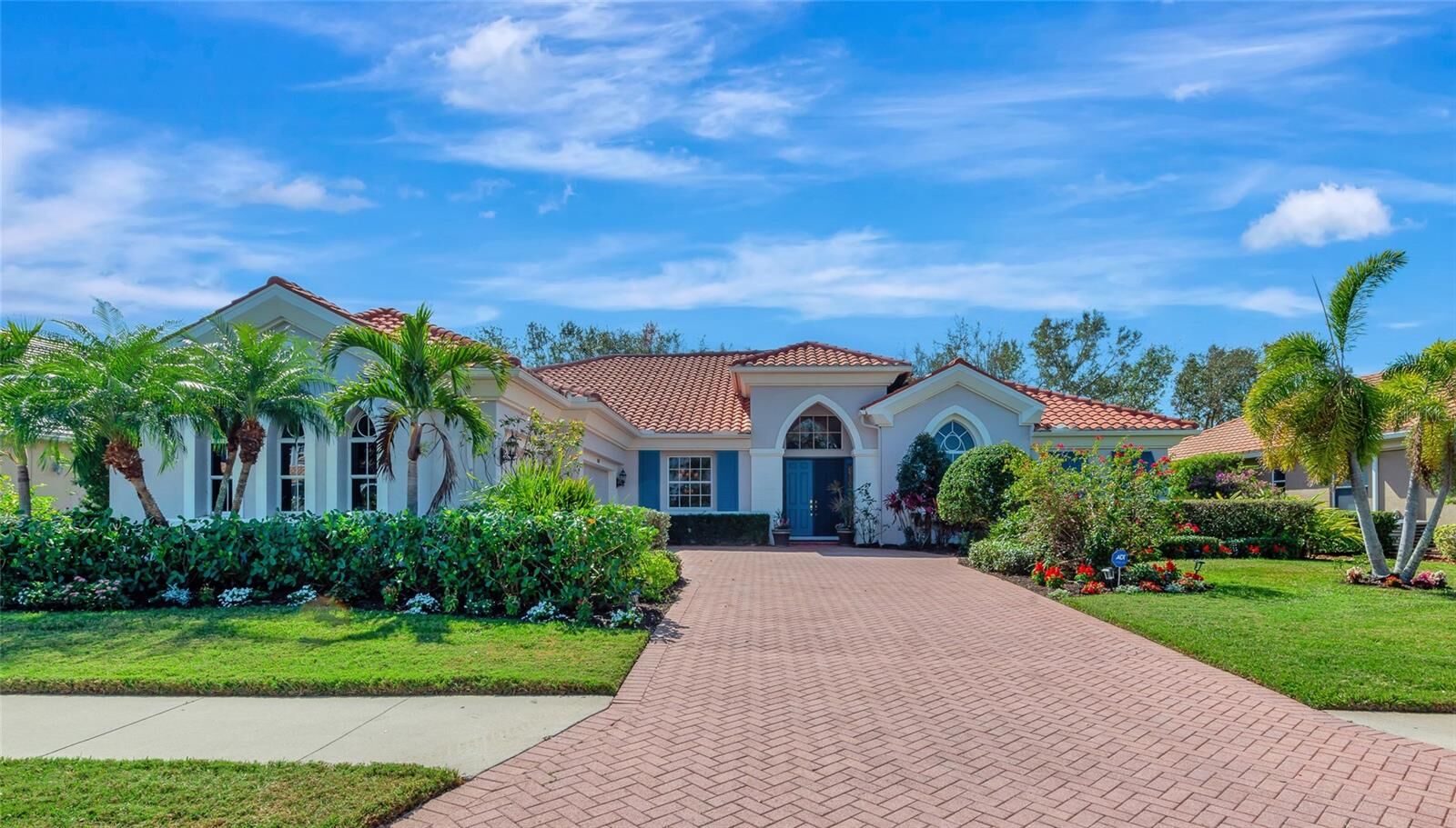 Property Photo: 10912 Big Bass Place FL 34212