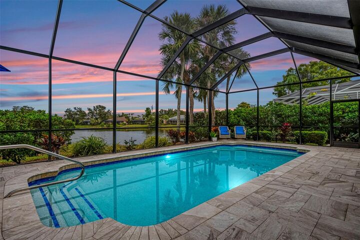 Property Photo: 26 Golf View Drive FL 34223