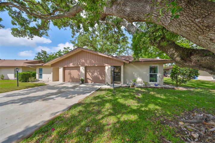 Property Photo:  5108 26th Street Court W  FL 34207 